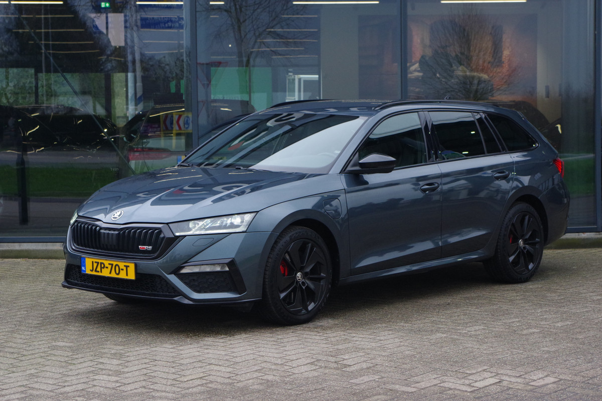 Škoda Octavia Combi 1.4 TSI RS 245 PK iV PHEV BNS, Leder-Alcantara, Memory