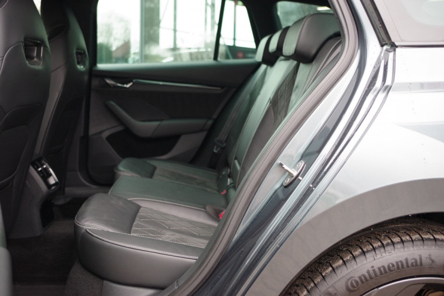 Škoda Octavia Combi 1.4 TSI RS 245 PK iV PHEV BNS, Leder-Alcantara, Memory