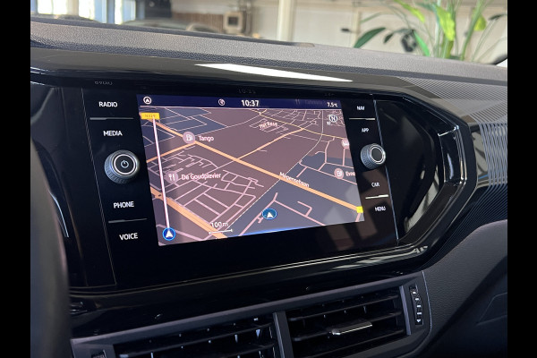 Volkswagen T-Cross 1.5 TSI 150 DSG Style | Navi | Beats | ACC | Camera | 18" | Carplay | Trekhaak | 100% VW Dealer Onderhouden!