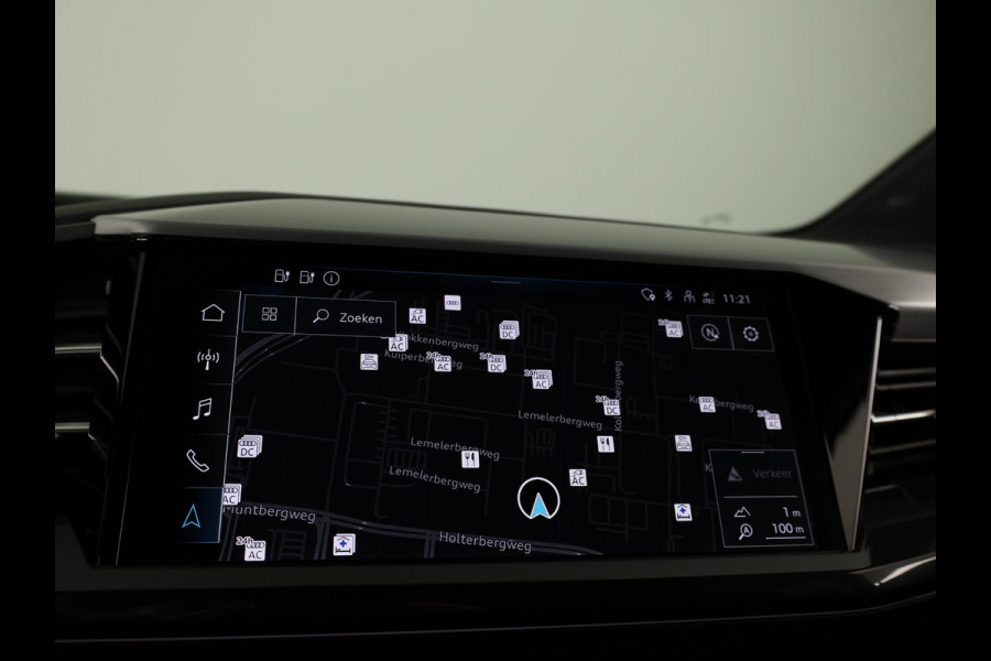 Audi Q4 e-tron 45 quattro S edition 77 kWh 265pk | Sonos | Warmtepomp | Matrix LED | Assistentiepakket