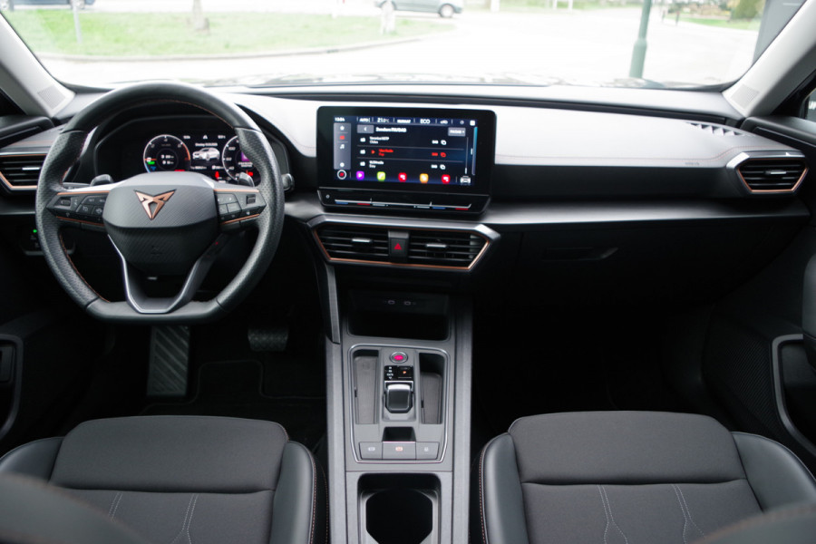 CUPRA Formentor 1.4 TSI e-Hybrid 204 PK Essential PHEV, Adap. Cruise Control, Half-Leder