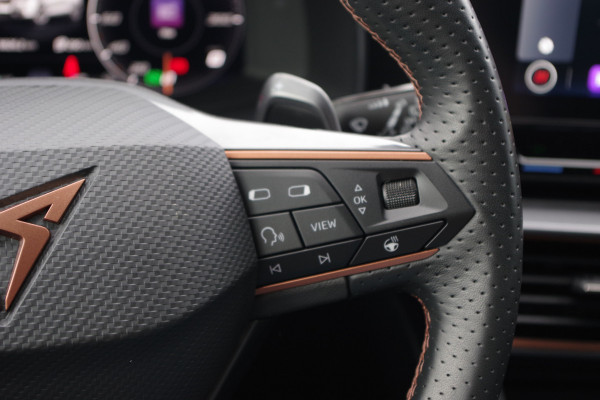 CUPRA Formentor 1.4 TSI e-Hybrid 204 PK Essential PHEV, Adap. Cruise Control, Half-Leder