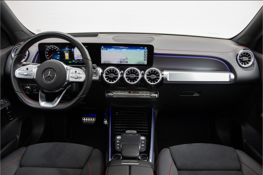 Mercedes-Benz EQB 250+ AMG Premium, Pano, 7 persoons, Head-up, Memory, Key-Less