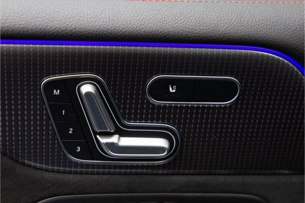 Mercedes-Benz EQB 250+ AMG Premium, Pano, 7 persoons, Head-up, Memory, Key-Less