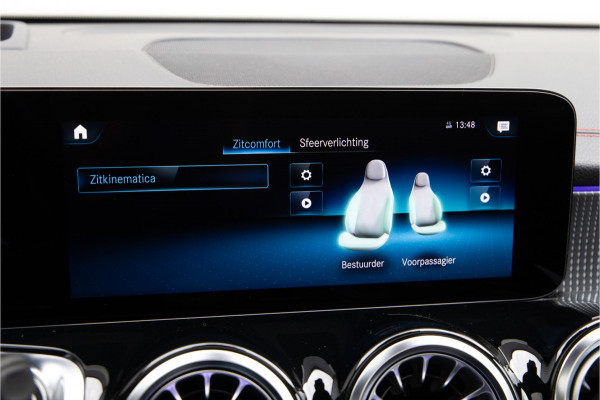 Mercedes-Benz EQB 250+ AMG Premium, Pano, 7 persoons, Head-up, Memory, Key-Less