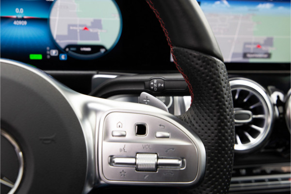 Mercedes-Benz EQB 250+ AMG Premium, Pano, 7 persoons, Head-up, Memory, Key-Less