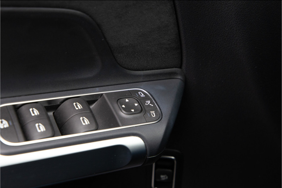 Mercedes-Benz EQB 250+ AMG Premium, Pano, 7 persoons, Head-up, Memory, Key-Less