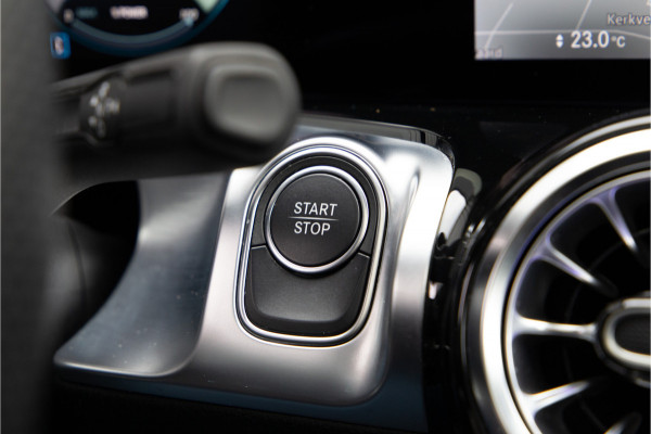 Mercedes-Benz EQB 250+ AMG Premium, Pano, 7 persoons, Head-up, Memory, Key-Less