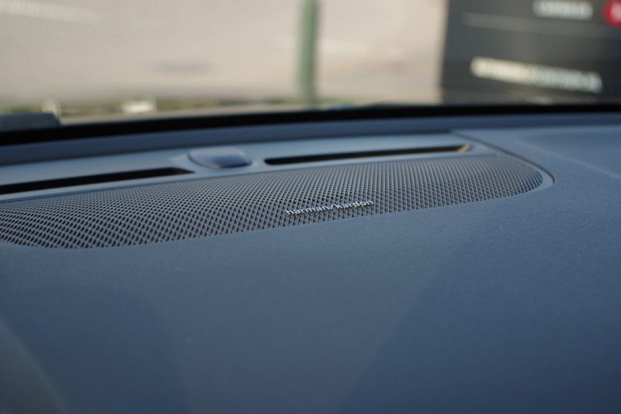 Volvo XC40 1.5 T5 Recharge 262 PK Inscription PHEV, Leder, Panoramadak, Winterpakket, H/K Sound,