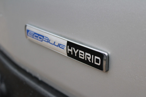 Ford Transit L2H2 170PK 330 Trend | BPM vrij | Betimmering laadruimte | Achteruitrijcamera | Stoelverwarming