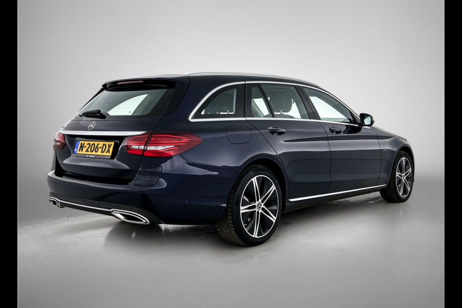 Mercedes-Benz C-Klasse Estate 300 e Business Solution Luxury ht metalen velgen | Navigatie| Elect bed voorstoelen met memory | Parking support | Inclusief 24 maanden MB Certified garantie voor Europa.