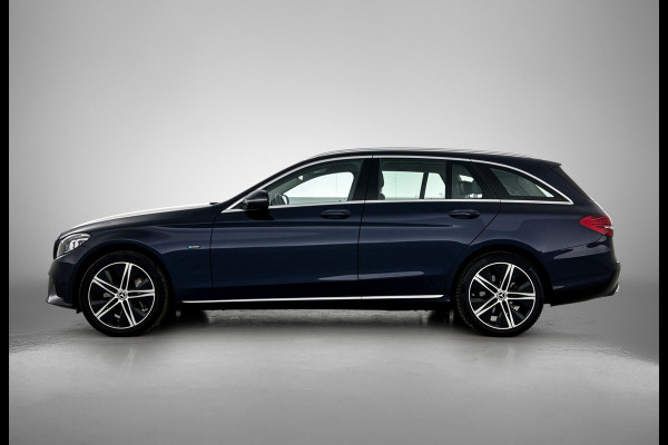 Mercedes-Benz C-Klasse Estate 300 e Business Solution Luxury ht metalen velgen | Navigatie| Elect bed voorstoelen met memory | Parking support | Inclusief 24 maanden MB Certified garantie voor Europa.