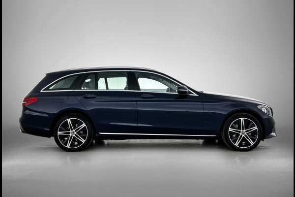 Mercedes-Benz C-Klasse Estate 300 e Business Solution Luxury ht metalen velgen | Navigatie| Elect bed voorstoelen met memory | Parking support | Inclusief 24 maanden MB Certified garantie voor Europa.
