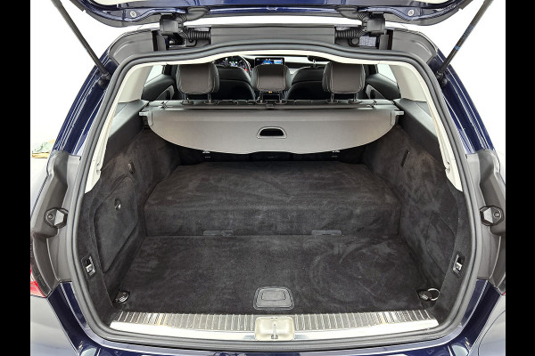 Mercedes-Benz C-Klasse Estate 300 e Business Solution Luxury ht metalen velgen | Navigatie| Elect bed voorstoelen met memory | Parking support | Inclusief 24 maanden MB Certified garantie voor Europa.