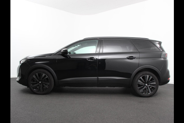 Peugeot 5008 1.2 PureTech 130pk Automaat GT Black Pack 7p Climate control Adaptive Cruise control Camera Verwarmde voorstoelen Keyless Navigatie LED Apple Carplay/ Android Auto