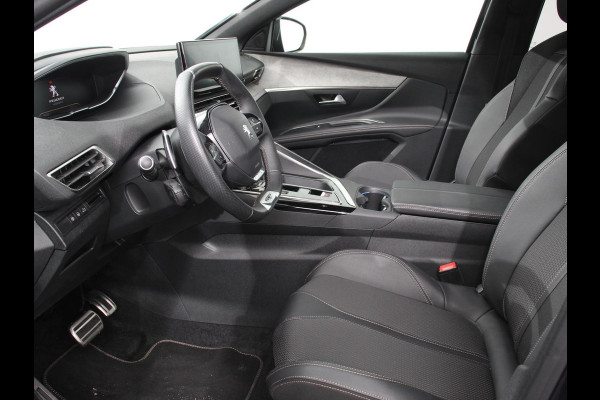 Peugeot 5008 1.2 PureTech 130pk Automaat GT Black Pack 7p Climate control Adaptive Cruise control Camera Verwarmde voorstoelen Keyless Navigatie LED Apple Carplay/ Android Auto
