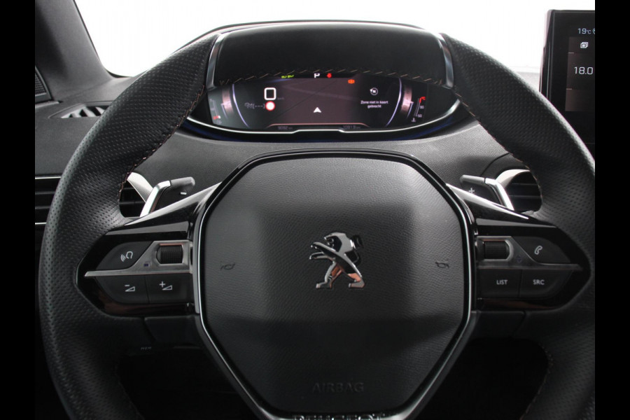 Peugeot 5008 1.2 PureTech 130pk Automaat GT Black Pack 7p Climate control Adaptive Cruise control Camera Verwarmde voorstoelen Keyless Navigatie LED Apple Carplay/ Android Auto