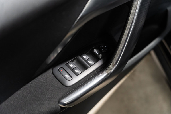 Peugeot 2008 1.2 PureTech GT-Line LED NAVI AUTOMAAT