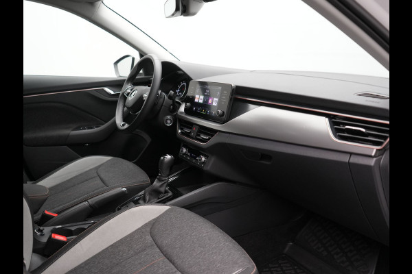 Škoda SCALA 1.5 TSI Sport Business Automaat 150pk | Trekhaak | Stoelverwarming | Cruise Control | Climate Control | Apple Carplay | Front Assist | LED Koplampen |