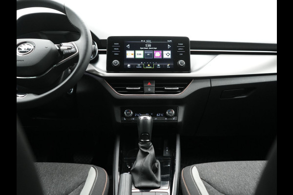 Škoda SCALA 1.5 TSI Sport Business Automaat 150pk | Trekhaak | Stoelverwarming | Cruise Control | Climate Control | Apple Carplay | Front Assist | LED Koplampen |