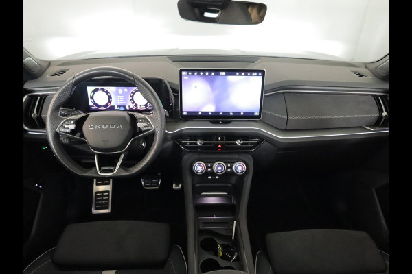 Škoda Kodiaq 1.5 TSI PHEV Sportline Business 204 pk Automaat (DSG) | Verlengde garantie | Navigatie | Panoramadak | Trekhaak (wegklapbaar) | Parkeersensoren | Achteruitrijcamera | Stoelverwarming v/a |