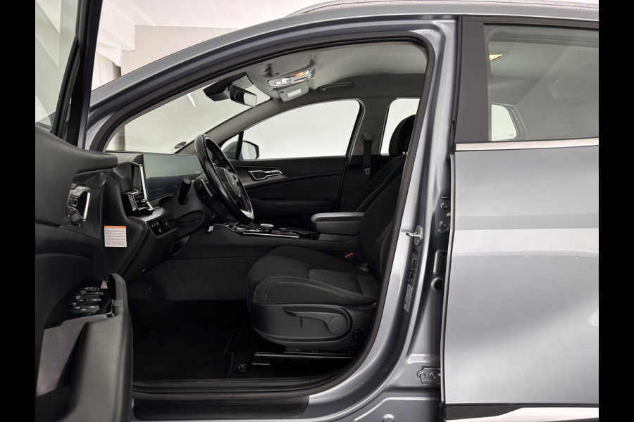 Kia Sportage 1.6 T-GDi Hybrid Dynamic-Line AWD (Plug-In) (INCL-BTW)  Aut. *FULL-LED | ADAPTIVE-CRUISE | WIDESCREEN-COCKPIT | NAVI-FULLMAP | DAB | COMFORTSEATS | ECC | SHIFTPADDLES | CAMERA | PDC | CARPLAY | 19''ALU*