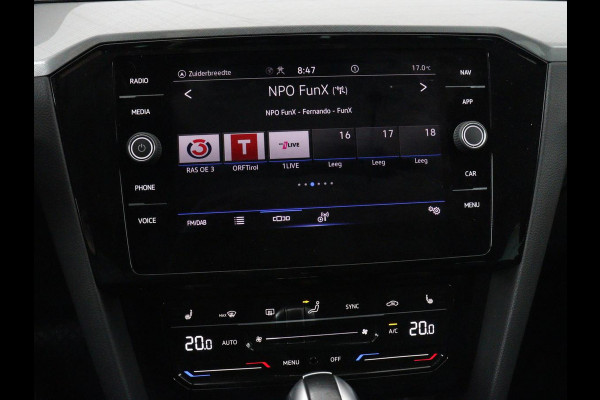 Volkswagen Passat 1.4 TSI PHEV GTE | Trekhaak | Stoelverwarming | Stoelverwarming | Camera | Massage | Carplay | Matrix LED | Adaptive cruise | Navigatie | Park Assist | Climate control | Plug In