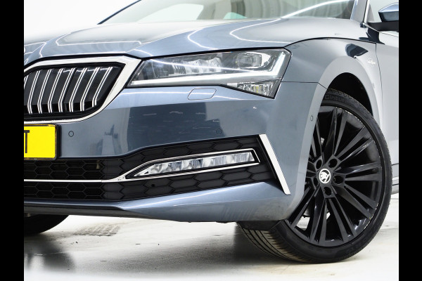Škoda Superb Combi 1.4 TSI iV Laurin & Klement | Panoramadak | Massage | Canton | Leder | Trekhaak | Keyless | Adaptive | Carplay