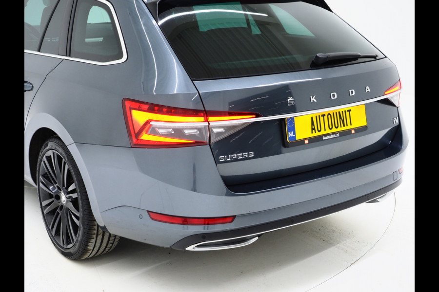 Škoda Superb Combi 1.4 TSI iV Laurin & Klement | Panoramadak | Massage | Canton | Leder | Trekhaak | Keyless | Adaptive | Carplay