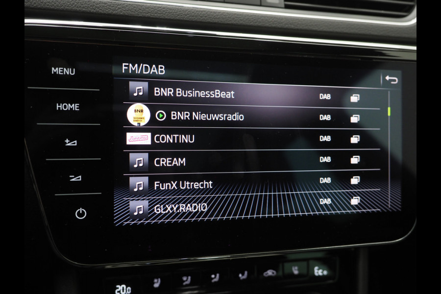 Škoda Superb Combi 1.4 TSI iV Laurin & Klement | Panoramadak | Massage | Canton | Leder | Trekhaak | Keyless | Adaptive | Carplay