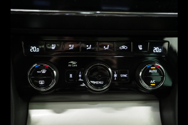 Škoda Superb Combi 1.4 TSI iV Laurin & Klement | Panoramadak | Massage | Canton | Leder | Trekhaak | Keyless | Adaptive | Carplay