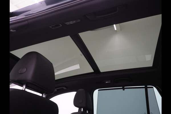 Škoda Superb Combi 1.4 TSI iV Laurin & Klement | Panoramadak | Massage | Canton | Leder | Trekhaak | Keyless | Adaptive | Carplay