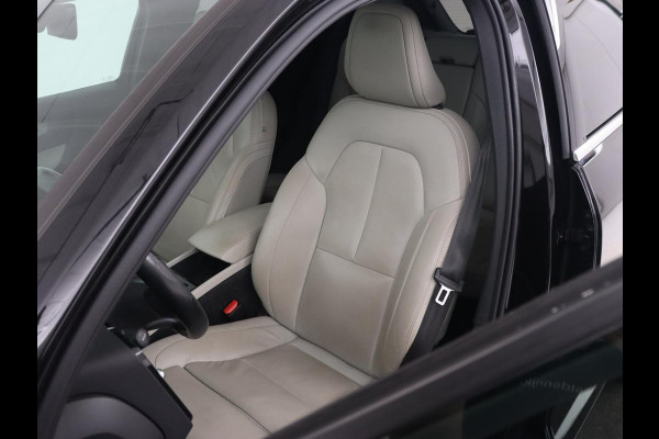 Volvo XC40 1.5 T5 Twin Engine Inscription | Panoramadak | Leder | Harman/Kardon | Stoelverwarming | Carplay | Camera | Navigatie | Adaptive cruise | PHEV | Plug In