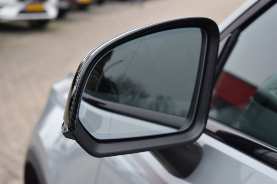 Volvo EX40 Extended Range 252PK Plus Black Ed. 82 kWh | H&K | ACC | Blis | Camera | 20"LMV | Stuurverwarming