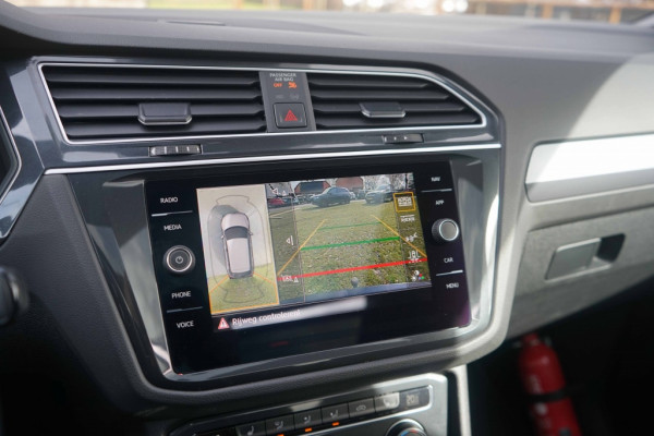 Volkswagen Tiguan 3X R-LINE 1.5 TSI DSG Black-Line/Pano/360/Memory/Trkhk/Virtual