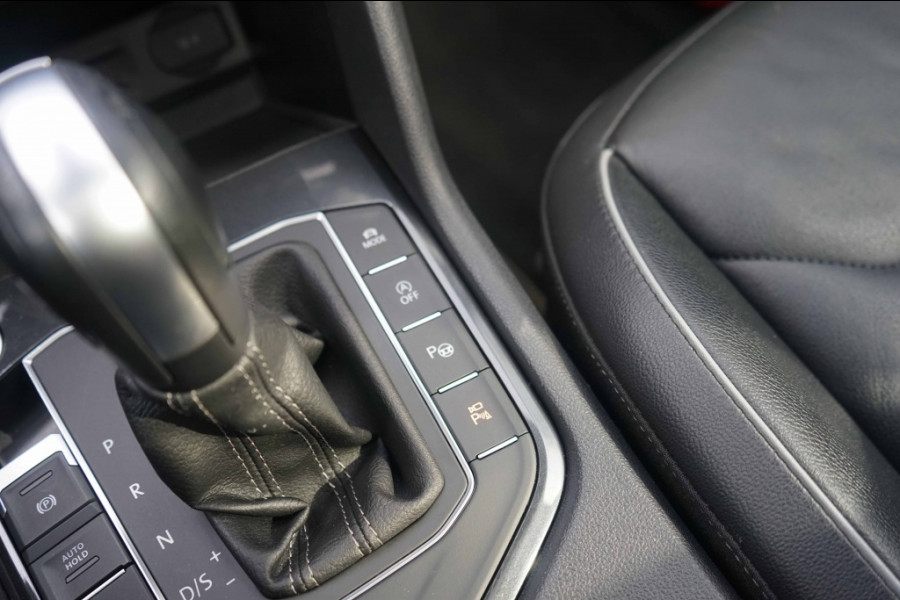 Volkswagen Tiguan 3X R-LINE 1.5 TSI DSG Black-Line/Pano/360/Memory/Trkhk/Virtual