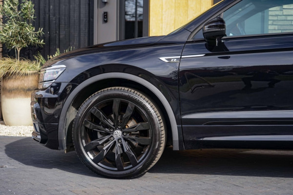 Volkswagen Tiguan 3X R-LINE 1.5 TSI DSG Black-Line/Pano/360/Memory/Trkhk/Virtual