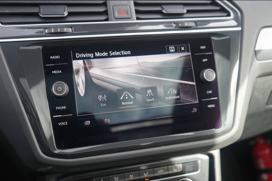 Volkswagen Tiguan 3X R-LINE 1.5 TSI DSG Black-Line/Pano/360/Memory/Trkhk/Virtual