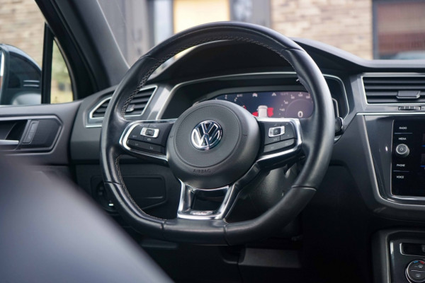 Volkswagen Tiguan 3X R-LINE 1.5 TSI DSG Black-Line/Pano/360/Memory/Trkhk/Virtual