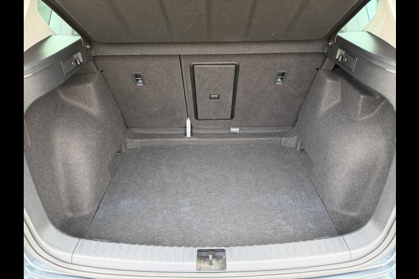 Seat Ateca 1.5 TSI Style Business Intense / Trekhaak (1.600KG) / Cruise C. / Navi / Stoelverwarming / Elektr. Achterklep