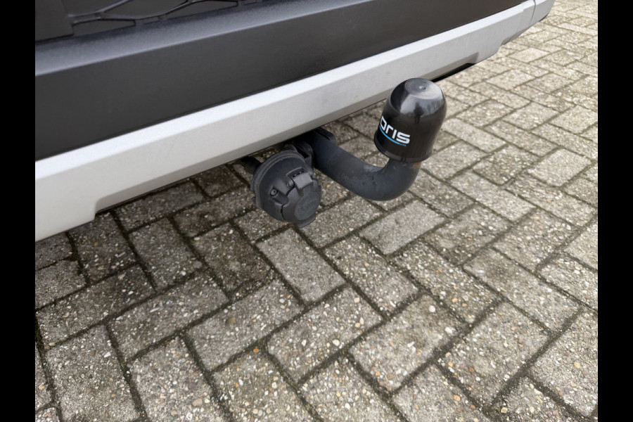 Seat Ateca 1.5 TSI Style Business Intense / Trekhaak (1.600KG) / Cruise C. / Navi / Stoelverwarming / Elektr. Achterklep