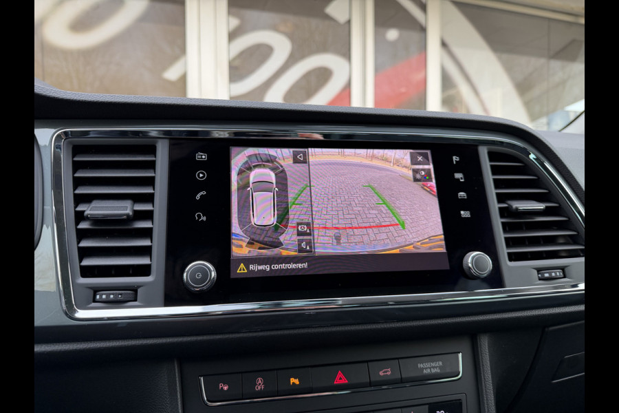 Seat Ateca 1.5 TSI Style Business Intense / Trekhaak (1.600KG) / Cruise C. / Navi / Stoelverwarming / Elektr. Achterklep