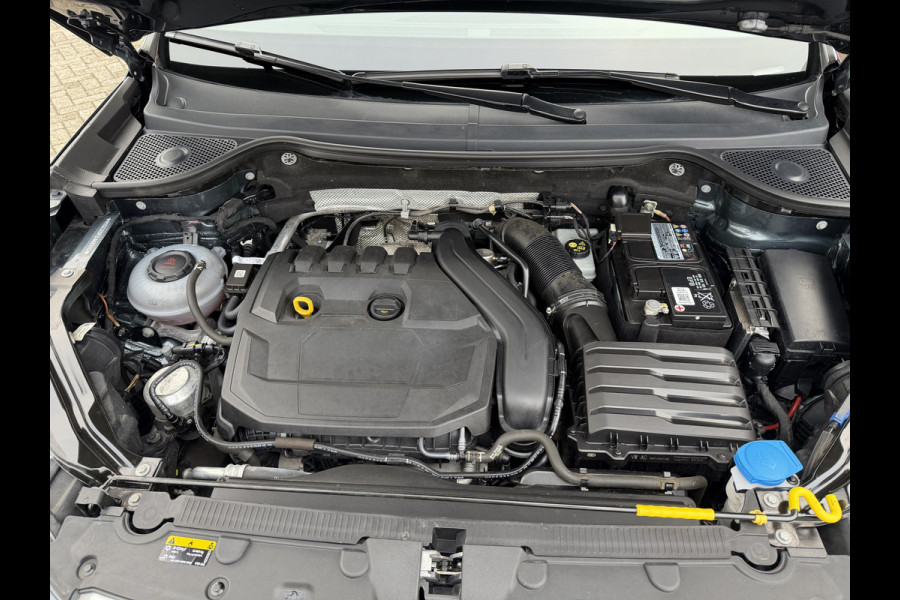 Seat Ateca 1.5 TSI Style Business Intense / Trekhaak (1.600KG) / Cruise C. / Navi / Stoelverwarming / Elektr. Achterklep