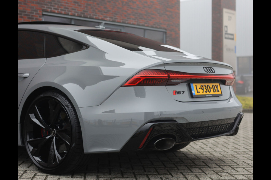 Audi RS7 4.0 TFSI Quattro | Dynamic Plus - Matrix - Rood Design pakket
