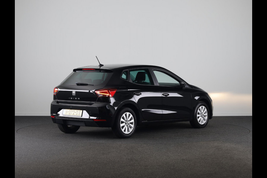 Seat Ibiza 1.0 TSI Style Business Intense 95 pk | Navigatie | Parkeersensoren | Achteruitrijcamera | Apple Carplay/Android Auto |