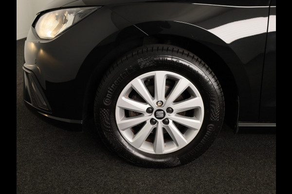 Seat Ibiza 1.0 TSI Style Business Intense 95 pk | Navigatie | Parkeersensoren | Achteruitrijcamera | Apple Carplay/Android Auto |