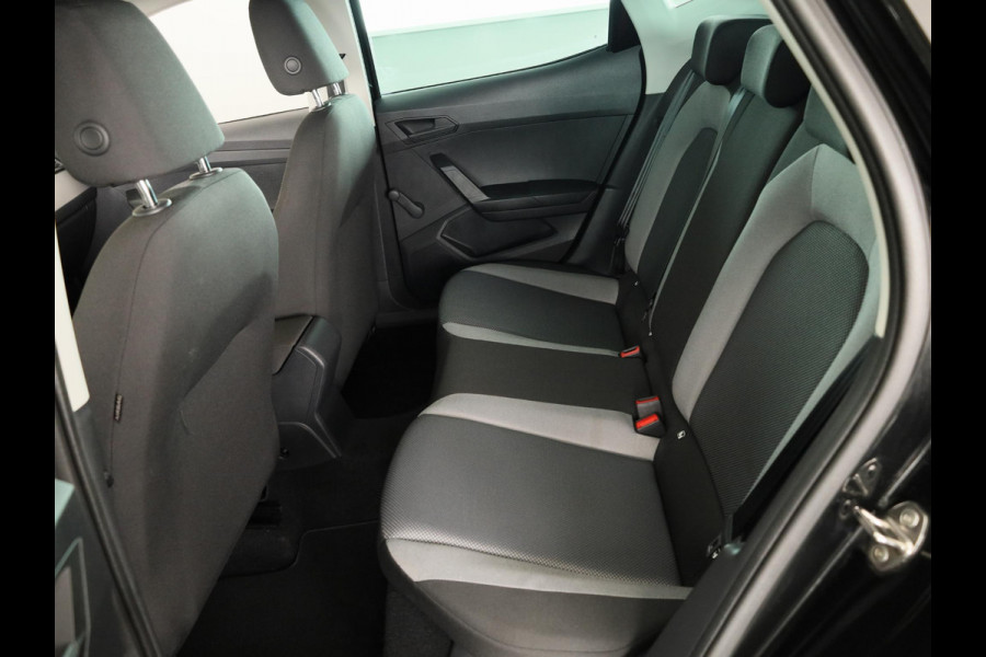 Seat Ibiza 1.0 TSI Style Business Intense 95 pk | Navigatie | Parkeersensoren | Achteruitrijcamera | Apple Carplay/Android Auto |