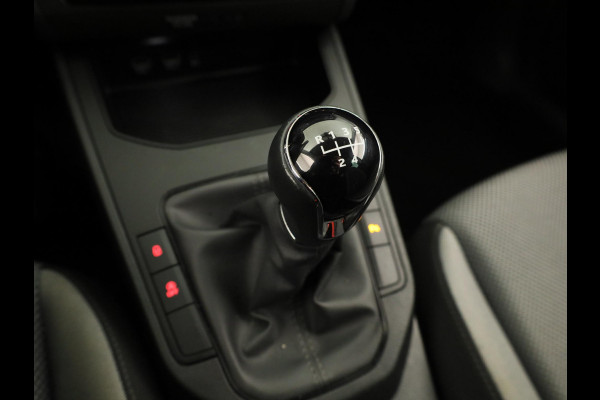 Seat Ibiza 1.0 TSI Style Business Intense 95 pk | Navigatie | Parkeersensoren | Achteruitrijcamera | Apple Carplay/Android Auto |