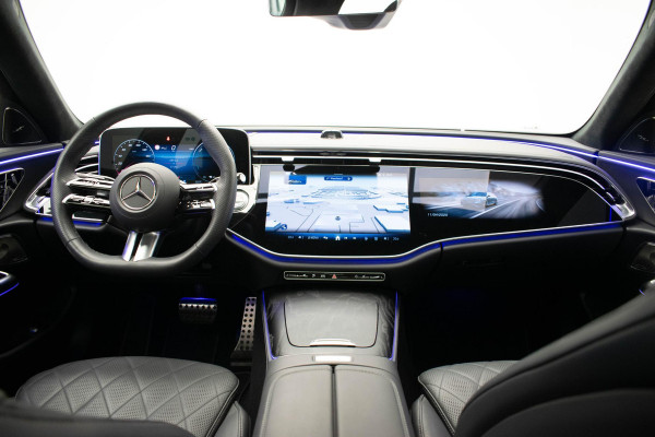 Mercedes-Benz E-Klasse E300 e 4MATIC AMG Line |Pano|Org.NL|HyperScreen|Burmester|Memory|VOLL|