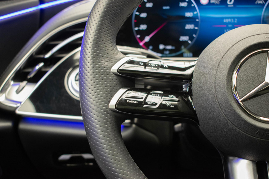 Mercedes-Benz E-Klasse E300 e 4MATIC AMG Line |Pano|Org.NL|HyperScreen|Burmester|Memory|VOLL|